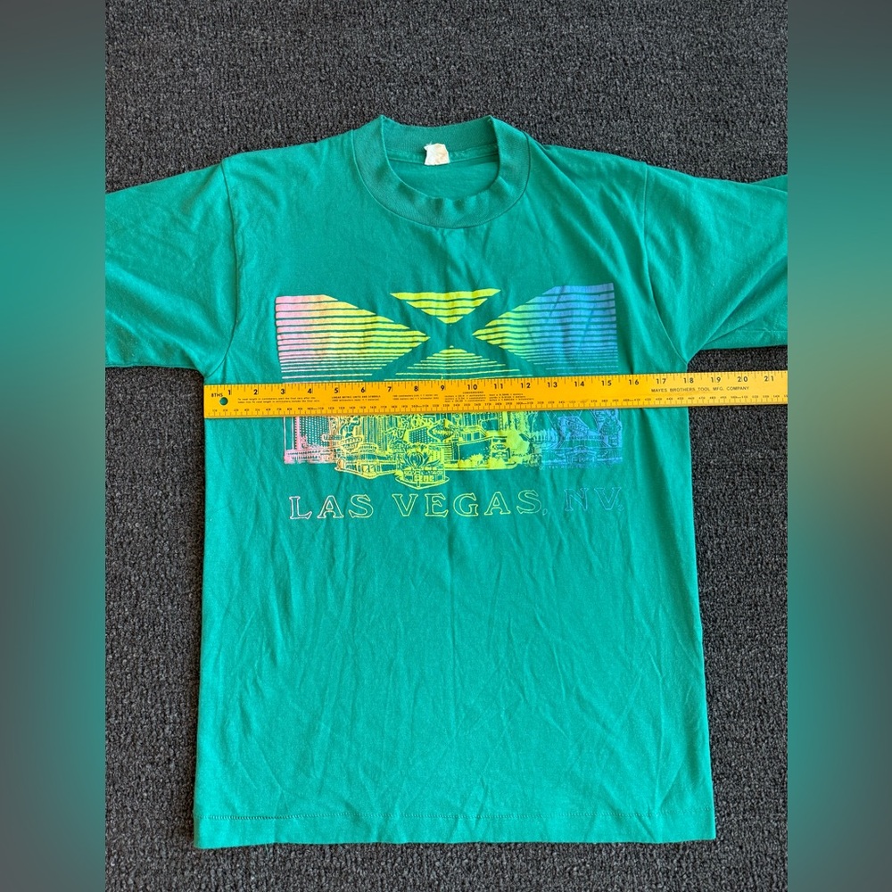 Vintage 80's Las Vegas T Shirt Adult Medium Green Single Stitch Tourist Casino - Picture 4 of 5